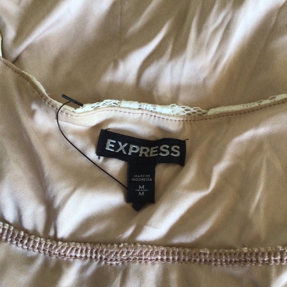 EXPRESS WHITE LACE CAGED FRONT CAMISOLE MEDIUM - Picture 5 of 11
